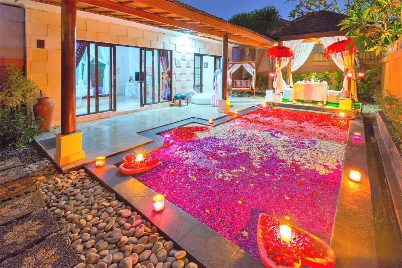 Private Pool Villas — отель в Кута, Индонезия