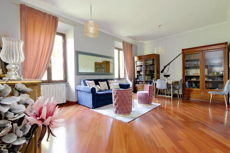 Amazing RoofTop close to Vatican & Cola di Rienzo — отель с удобствами в Риме