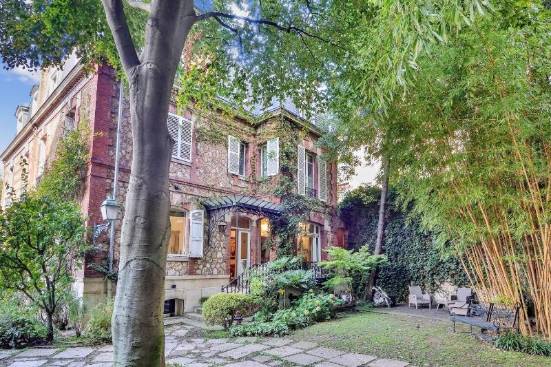 Villa Boileau - Welkeys — отель с удобным расположением в Париже
