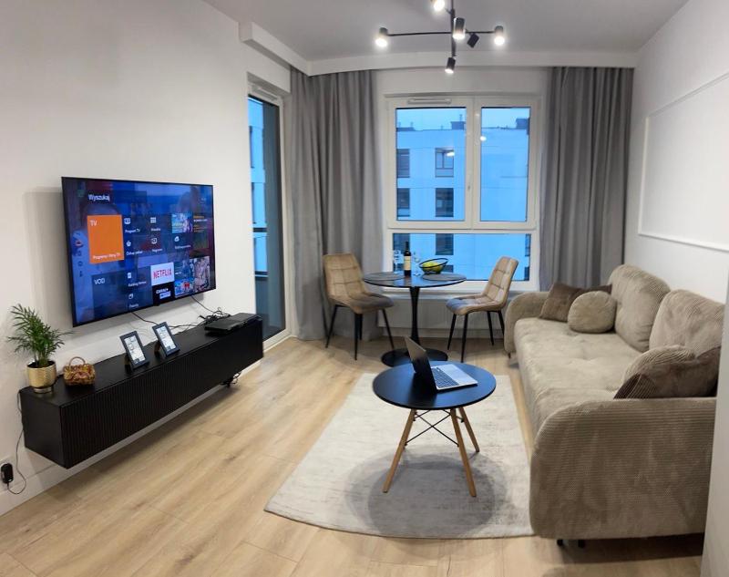 Цены на AirPort Apartment в Варшаве