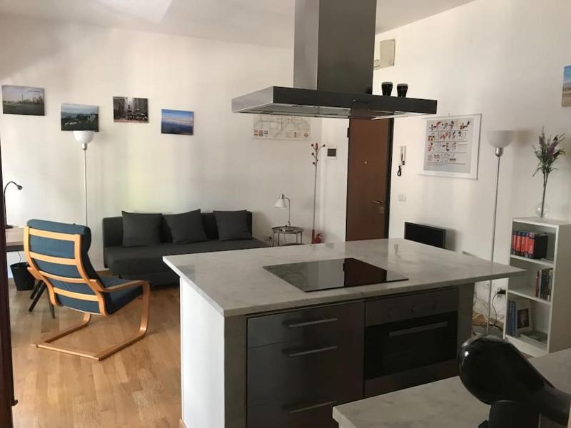 Easy Florence Suite - 50mt Tram T2 — отель в Флоренции, Италия