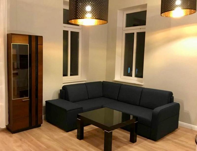 Przydatne do Podrozy MiniStudio przy Lotnisku — забронировать отель в Варшаве