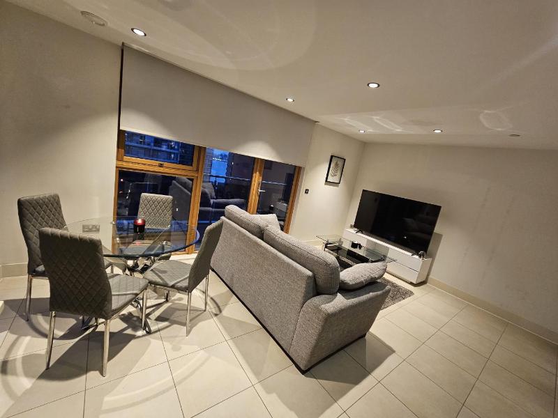 Canary Wharf Skyline Retreat — отель с удобствами в Лондоне