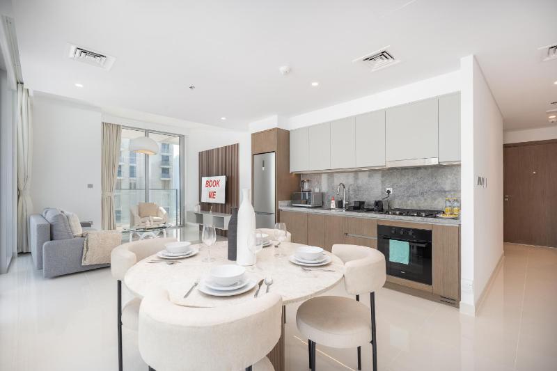 HELLO! Elegant 1 bedroom flat sleeps 4! — отель в Дубае, Объединенные Арабские Эмираты