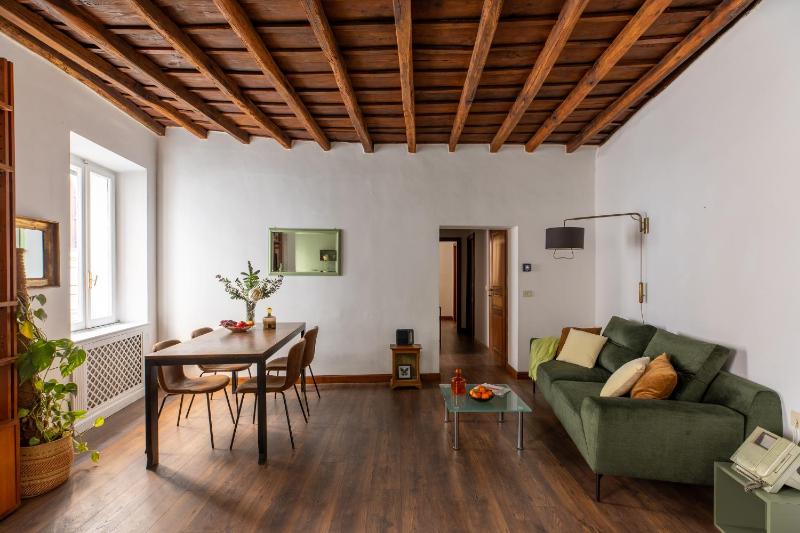 IFlat Classic And Contemporary Home — отель в Риме, Италия