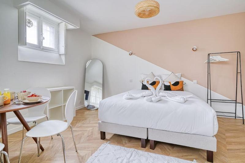 Studio agreable Avenue Gourgaud - II — отель в Париже, Франция