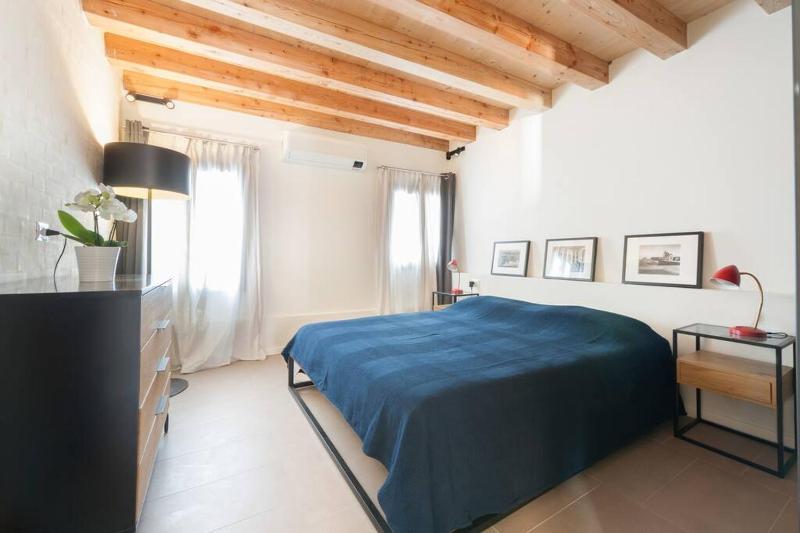 Ca' Ferrando, brand new apartment, experienced host! — отзывы гостей и цены