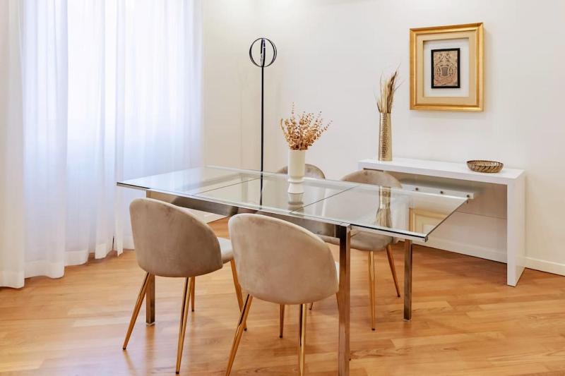 Elegant apartment in the heart of Rome — отель в Риме, Италия