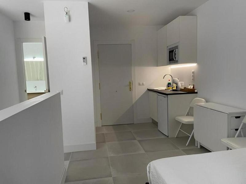 C5 Apartamento lujo, zona exclusiva de Chamartin — забронировать отель в Мадриде
