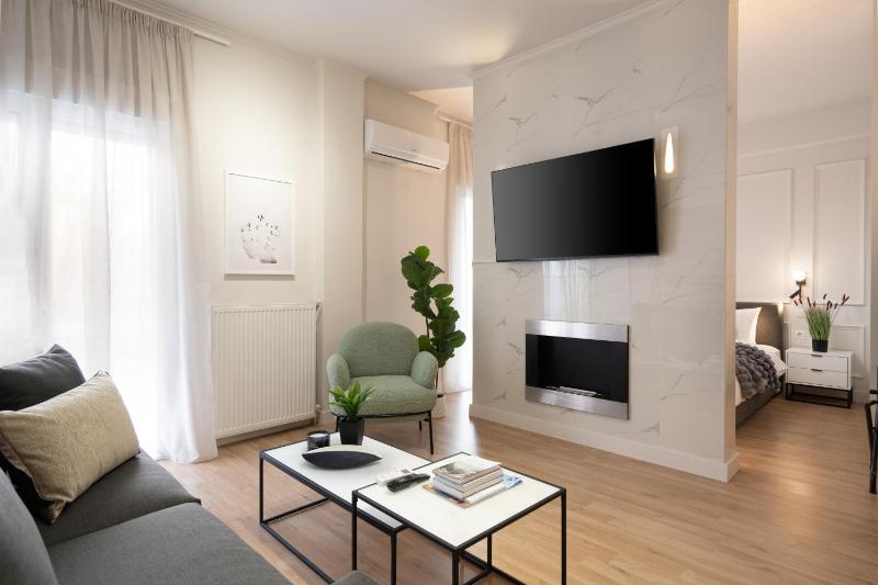 Artsy Loft in the heart of Koukaki — комфортный отель в Афины
