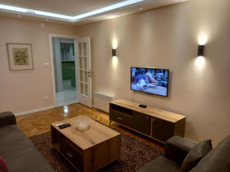 Apartman MAMI — забронировать отель в Подгорице