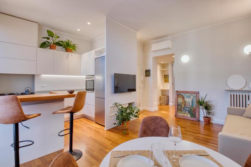 Prestigioso appartamento a due passi dai navigli - Tibaldi — забронировать отель в Милане