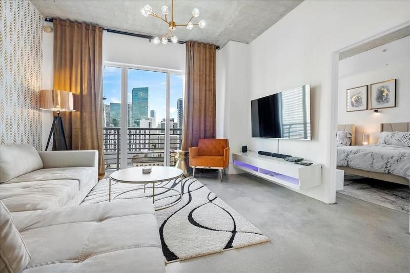 Lux Penthouse Loft I Free Parking I Bay Views — отель в Майами, Соединенные Штаты Америки