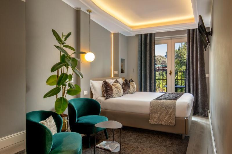 NAMAN HOTELLERIE - Spagna — отель с удобным расположением в Риме
