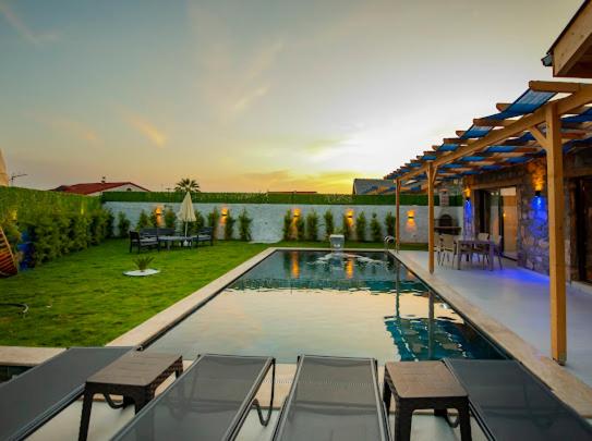 Villa Ege & villa yigit & villa yagiz - happy villalari — комфортный отель в Фетхие