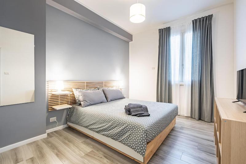Modern Apartment - Pet Friendly - Basilica San Paolo-Colosseo — забронировать отель в Риме