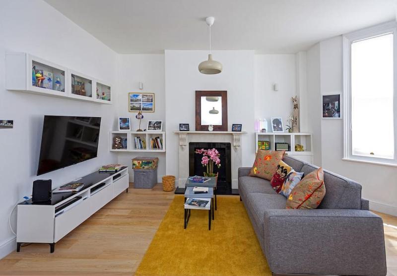 Shirlock Home - Italianflat — отель в Лондоне, Соединенное Королевство