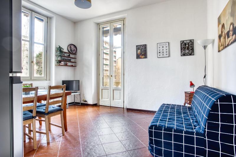 Appartamento Zona Tortona Solari — комфортный отель в Милане