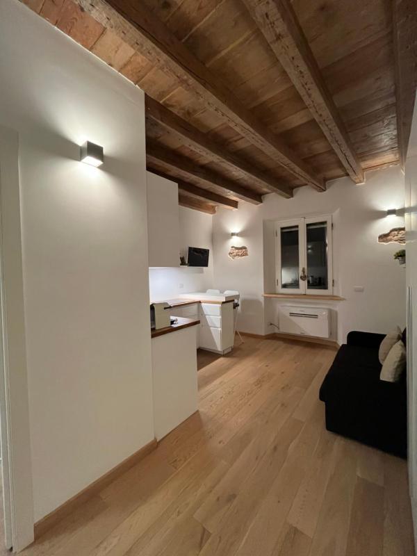 CESTER HOUSE — забронировать отель в Милане