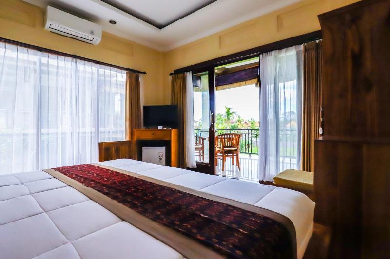 Big Stone House 7 - 6 min Center and 500m Parq Ubud — отель с удобным расположением в Убуде