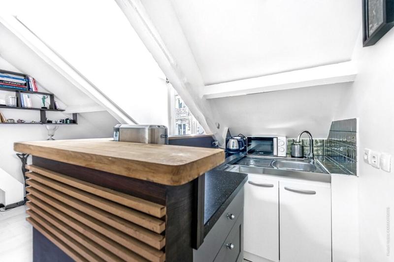 Montparnasse - La Gaite 1bdr - B'Your Home — комфортный отель в Париже