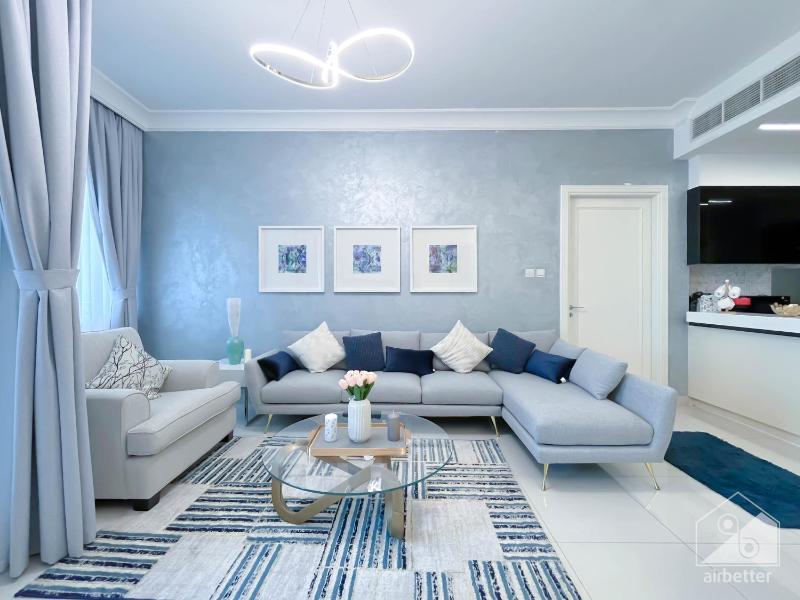 New! Stunning 1Bedroom with Downtown Views — отель с удобным расположением в Дубае