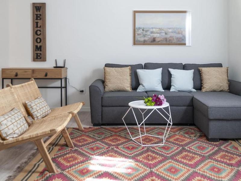 Apartamento en Puerta del Sol 2 — забронировать отель в Мадриде
