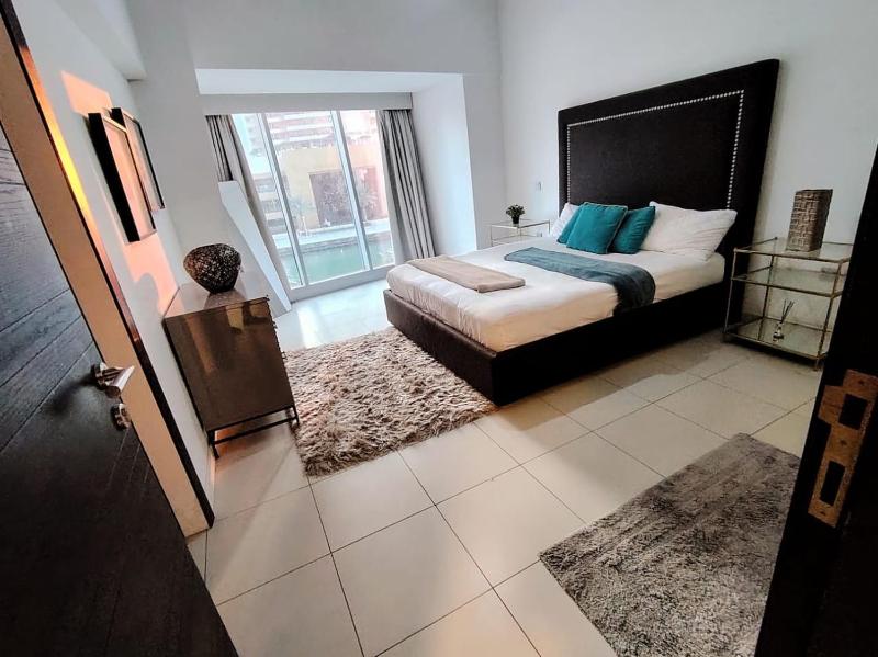 Full Marina View Cayan Tower — забронировать отель в Дубае
