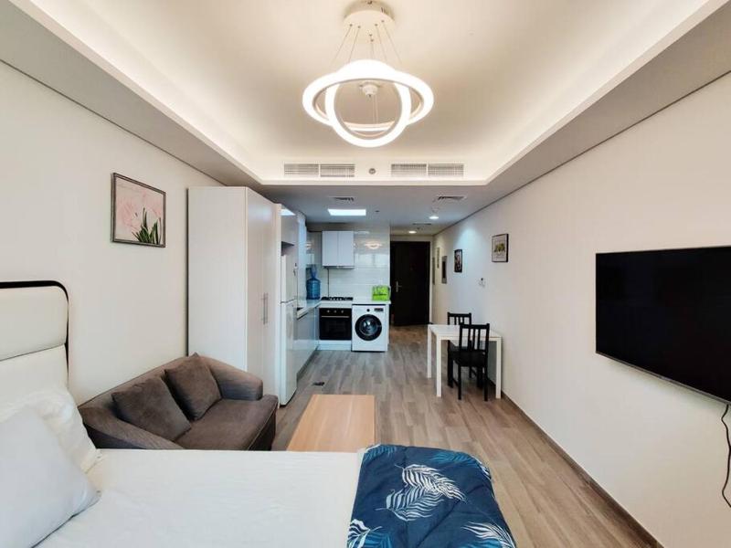 Luxury Studio apartment in Dubai with Private Balcony — отель с удобным расположением в Дубае