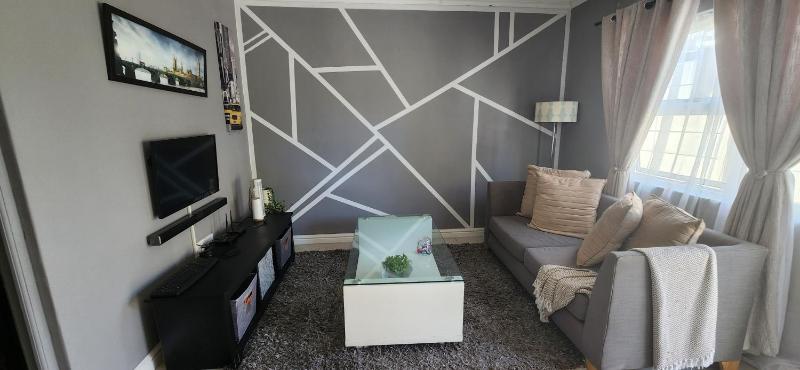 Цены на 20 Fisant Cottage в Кейптауне