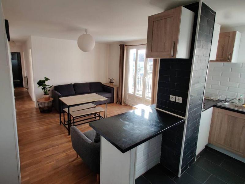 55m² calme quartier Republique — отель с удобным расположением в Париже