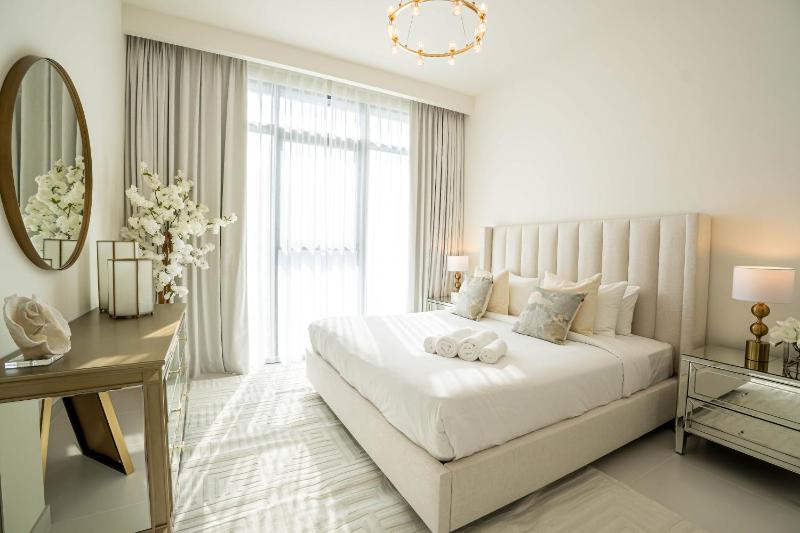 Цены на Veluxa - Luxe 2Bed in Beachfront в Дубае