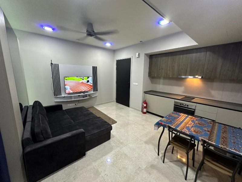Datum Jelatek Sky Resident KLCC by Deen — отель с удобствами в Куала-Лумпуре