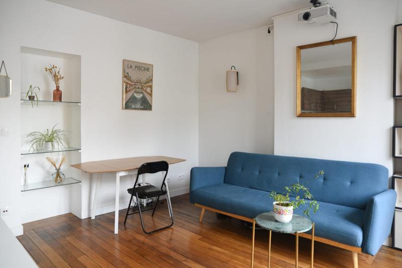 Very bright 47 m love nest in Paris 20th — отзывы гостей и цены