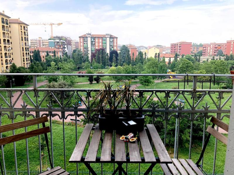 Beautiful Design flat with park view, next to metro — отзывы гостей и цены