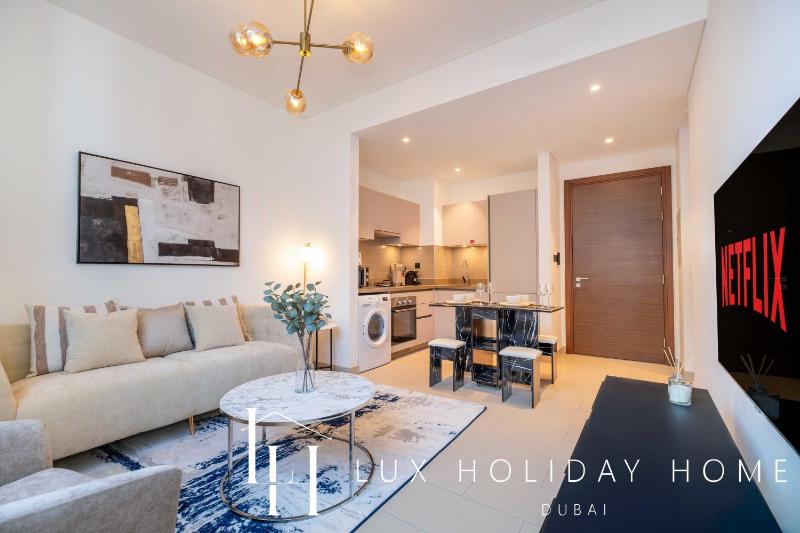 LUX The Executive Sobha Suite 3 — комфортный отель в Дубае