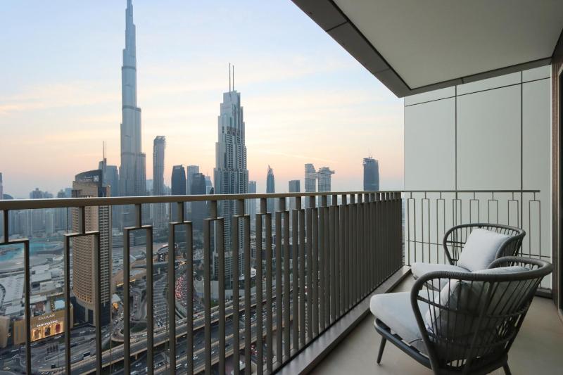 Livbnb - Elegant 3+1 w/ Burj View, near Dubai Mall — забронировать отель в Дубае