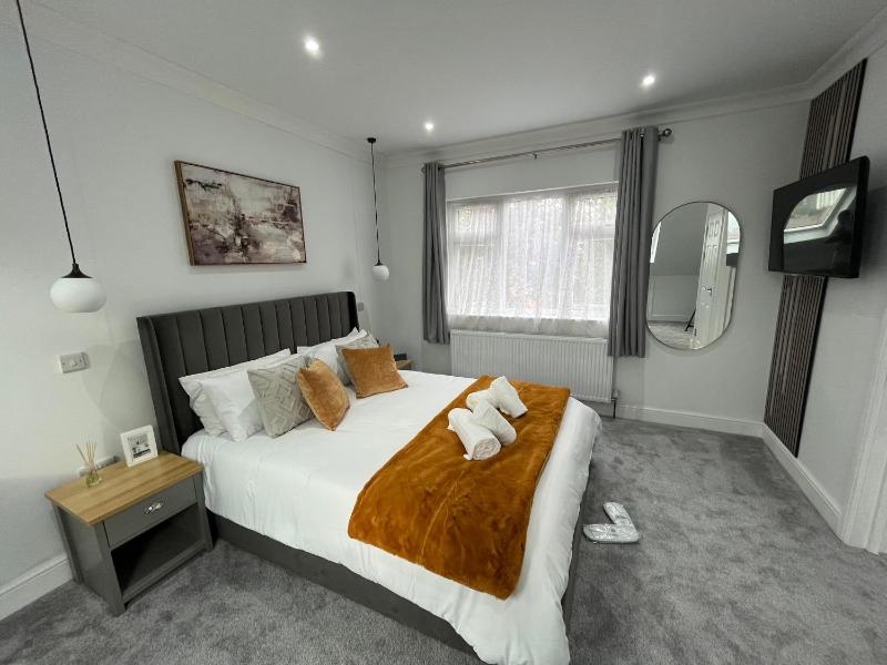 Luxury Ensuite Room in London(Parking on Premises) — отзывы гостей и цены