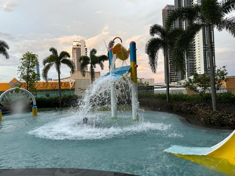 Trion KL Family Condotel TRX KLCC MRT — забронировать отель в Куала-Лумпуре