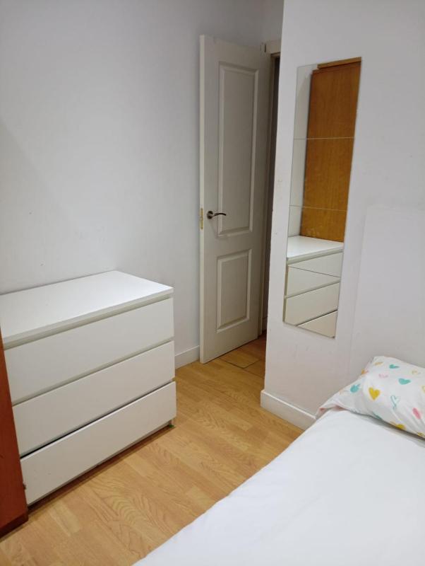 Apartamento cerca de Goya con 2 dormitorios — отель в Мадриде, Испания