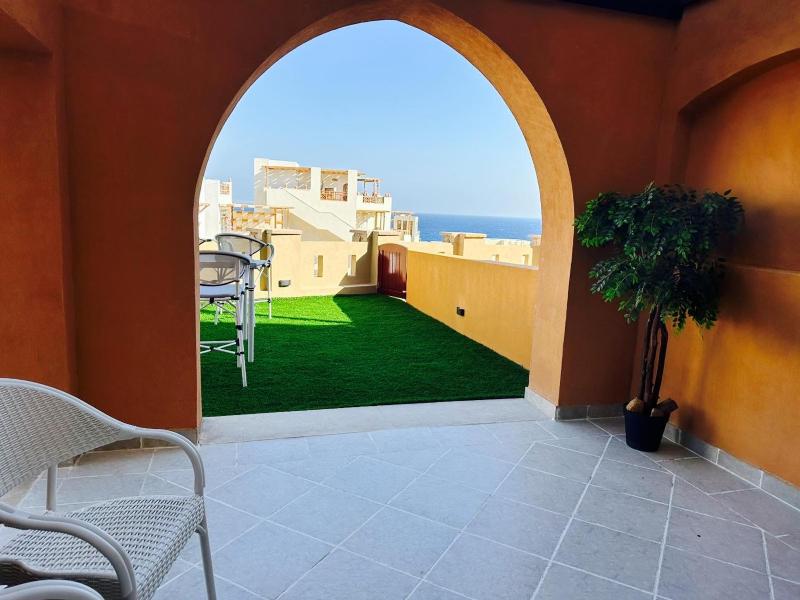 Seaview apartment Azzurra Sahl hasheesh — отель с удобным расположением в Хургаде