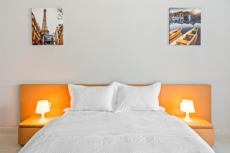 Цены на Spacious Studio In Prime Dubailand Location в Дубае