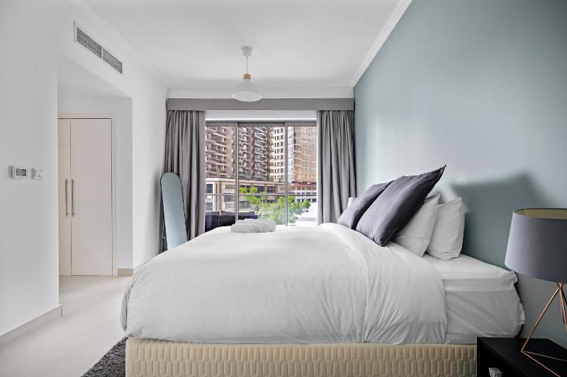 Spacious 1BR Apt Downtown Dubai — отзывы гостей и цены