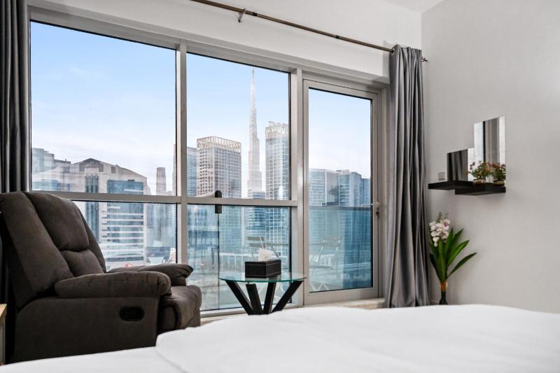 Цены на Stylish Apartment With Burj View в Дубае