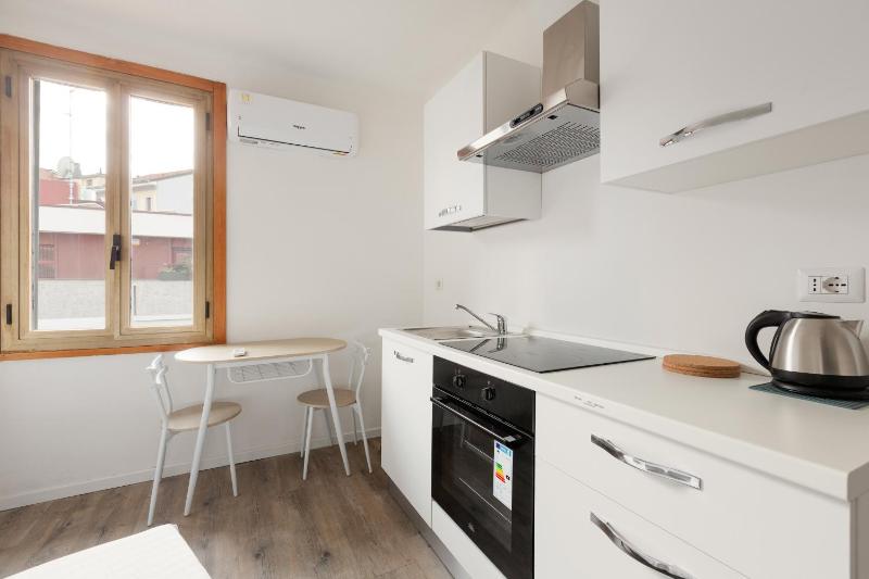Milano Isola Cozy Studio — забронировать отель в Милане