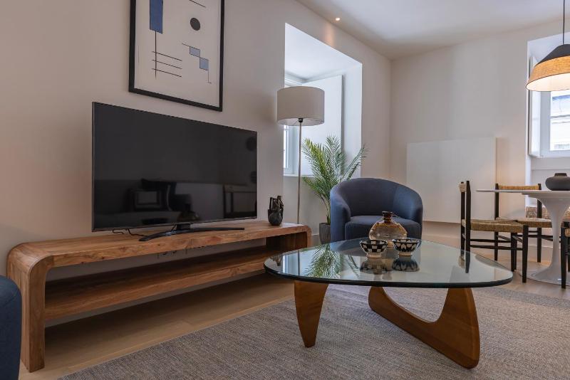 Palacio Ficalho Townouse 1 by LovelyStay — комфортный отель в Лиссабоне