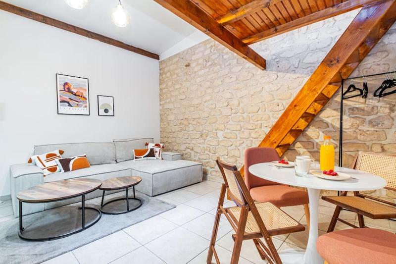Цены на Appartement proche Nation в Париже