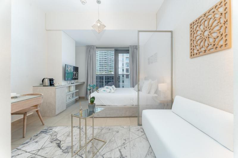 Homely Studio in Sparkle Tower JBR by Suiteable — отзывы гостей и цены