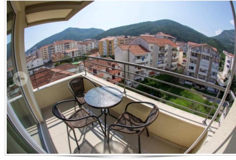 BEAUTIFUL SUNSET IN MODERN CONDO — отель с удобствами в Будва