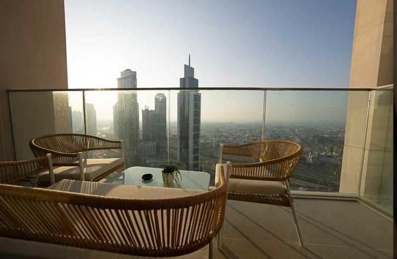 Oraya - Chic 2BR Apt in Downtown Dubai With City Views — отзывы гостей и цены